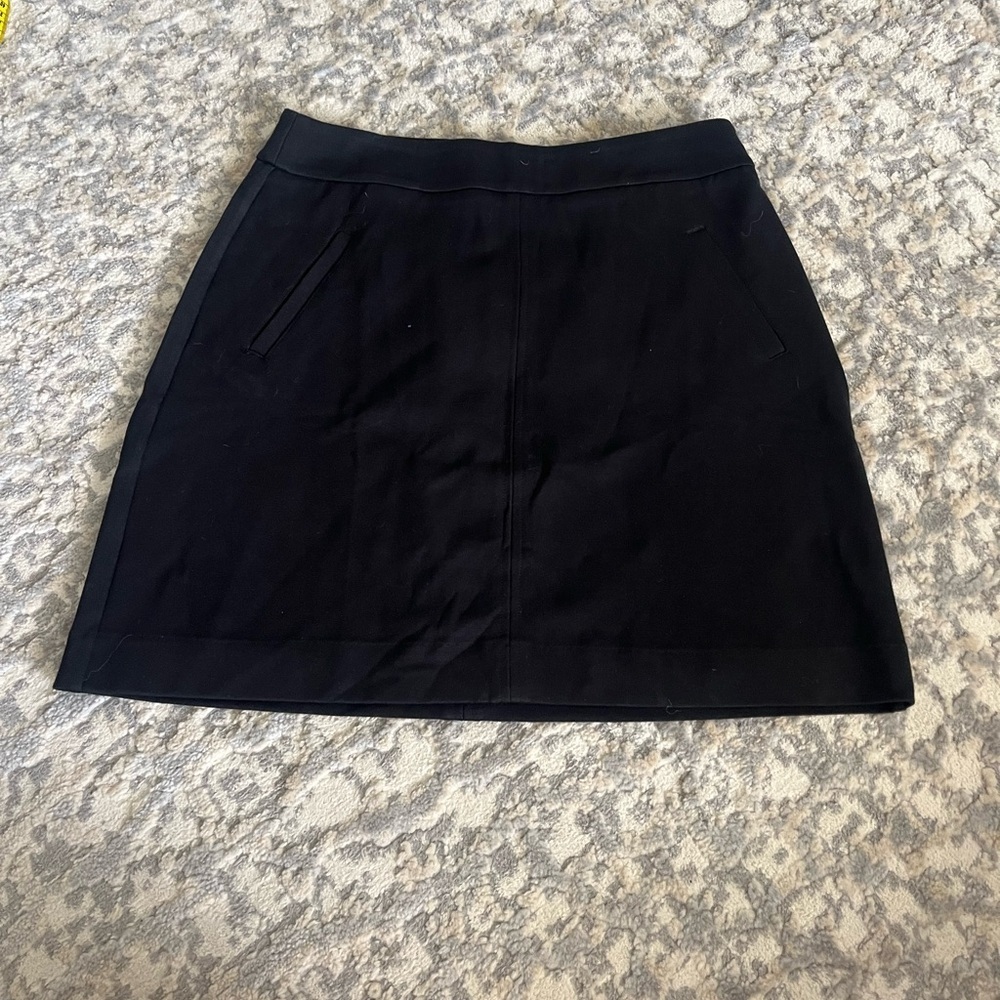 NWOT Cabi Mini Pencil Skirt with Pockets, Black, Size 6